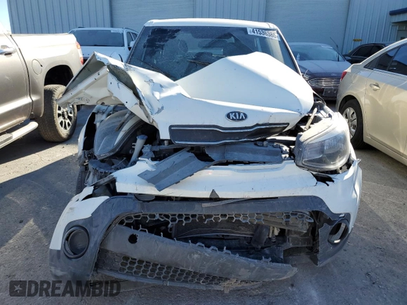 2018 Kia Soul with VIN KNDJN2A22J7899521, listed as a Copart auction lot 41536385 with 84,772 mi miles and Salvage Title. Bid and sale history available at carsss.com. Image 5.