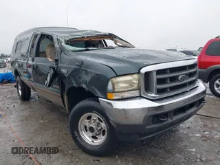 2004 Ford Super Duty F-250 XL with VIN 1FTNX21PX4ED88839, listed as a IAAI auction lot 41556589 with 158,048 mi miles. Bid and sale history available at carsss.com. Image 1.