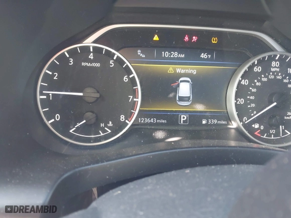 2018 Nissan Murano Platinum with VIN 5N1AZ2MH3JN138153, listed as a IAAI auction lot 41452921 with 123,643 mi miles. Bid and sale history available at carsss.com. Image 16.
