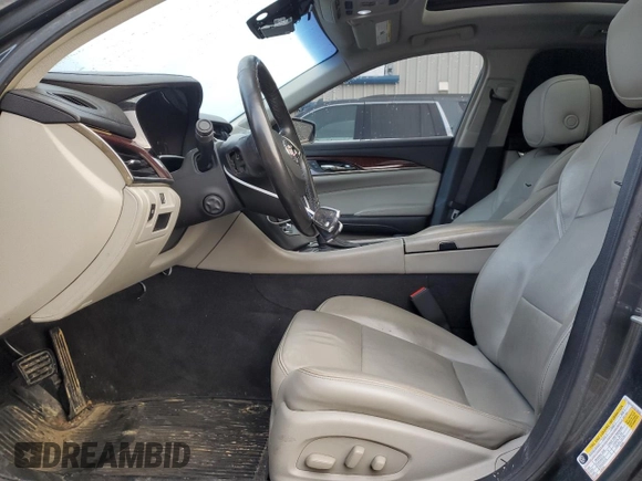 2014 Cadillac CTS Luxury AWD z VIN 1G6AX5S31E0156448, wystawiony jako Copart lot #51983215 z przebiegiem 112 630 mil mil oraz Szkoda całkowita • Salvage title. Historia ofert i sprzedaży dostępna na DreamBid. Obrazek 7.