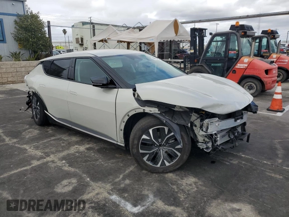 2024 Kia EV6 Wind with VIN KNDC34LA6R5224440, listed as a Copart auction lot 49402935 with 5,449 mi miles and Salvage Title. Bid and sale history available at carsss.com. Image 4.
