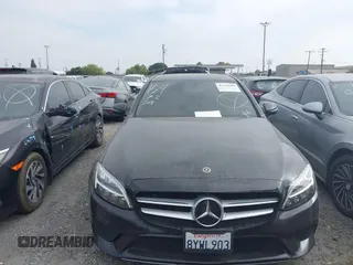 2020 Mercedes-Benz C 300 z VIN W1KWF8DB5LR592259, wystawiony jako IAAI lot #42320848 z przebiegiem 63 795 mil mil oraz . Historia ofert i sprzedaży dostępna na DreamBid. Obrazek 12.