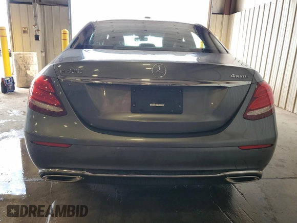 2017 Mercedes-Benz E 300 Luxury z VIN WDDZF4KB9HA187861, wystawiony jako Copart lot #66560525 z przebiegiem Nie podano mil oraz Szkoda całkowita • Salvage title. Historia ofert i sprzedaży dostępna na DreamBid. Obrazek 6.