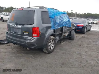 2010 Honda Pilot Touring with VIN 5FNYF4H8XAB015000, listed as a IAAI auction lot 41416718 with 1 mi miles. Bid and sale history available at carsss.com. Image 4.