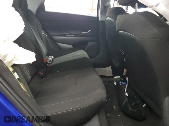 2024 Hyundai Elantra SEL z VIN KMHLM4DG7RU821582, wystawiony jako Copart lot #60502485 z przebiegiem 27 736 mil mil oraz Nie do naprawy • Non repairable. Historia ofert i sprzedaży dostępna na DreamBid. Obrazek 10.