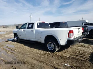 2022 Ram 3500 Tradesman with VIN 3C63RPGL4NG404280, listed as a Copart auction lot 46774575 with 177,086 mi miles and Salvage Title. Bid and sale history available at carsss.com. Image 2.