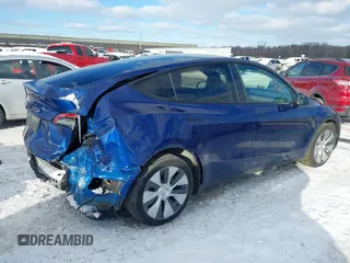 2021 Tesla Model Y Long Range with VIN 5YJYGDEE1MF083780, listed as a IAAI auction lot 41549308 with 37,372 mi miles and . Bid and sale history available at DreamBid. Image 4.