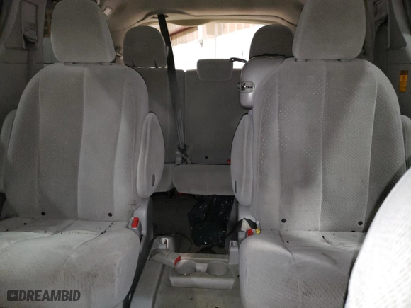 2014 Toyota Sienna LE AAS with VIN 5TDKK3DC4ES456273, listed as a Copart auction lot 88770295 with 267,260 mi miles and Salvage Title. Bid and sale history available at carsss.com. Image 10.