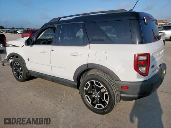 2021 Ford Bronco Sport Outer Banks with VIN 3FMCR9C63MRA52747, listed as a Copart auction lot 61964555 with 92,621 mi miles and Clean title. Bid and sale history available at DreamBid. Image 2.