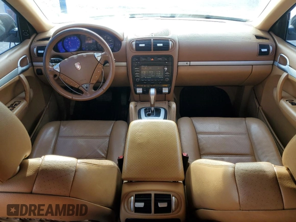 2010 Porsche Cayenne z VIN WP1AA2AP0ALA01057, wystawiony jako Copart lot #86414274 z przebiegiem 145 190 mil mil oraz Szkody całkowita. Historia ofert i sprzedaży dostępna na DreamBid. Obrazek 8.