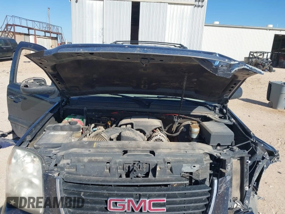2008 GMC Yukon SLE w/3SA with VIN 1GKFC13C48J115787, listed as a IAAI auction lot 41825682 with 263,533 mi miles. Bid and sale history available at carsss.com. Image 10.