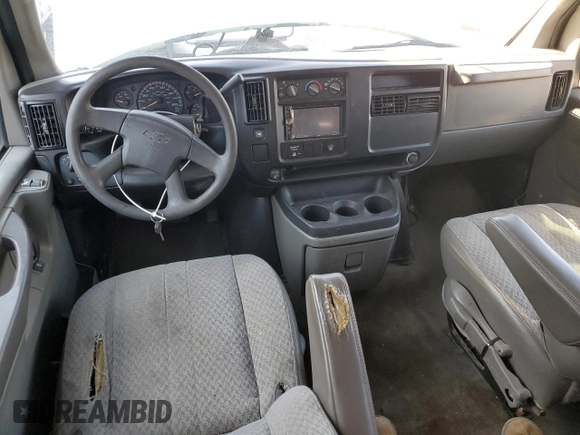 2007 Chevrolet Express Passenger с VIN 1GAHG39UX71253989, выставлен на аукционе Copart как лот 78352934 с пробегом 161 989 миль миль и Списание • Salvage title. История ставок и продаж доступна на DreamBid. Изображение 8.