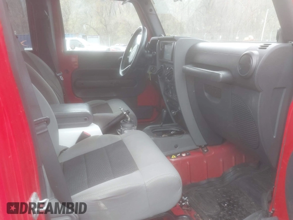 2008 Jeep Wrangler Unlimited X with VIN 1J8GA39128L562347, listed as a IAAI auction lot 41912669 with 106,040 mi miles and . Bid and sale history available at carsss.com. Image 5.