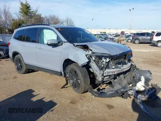 2022 Honda Pilot Special Edition with VIN 5FNYF5H21NB026068, listed as a IAAI auction lot 41482606 with 46,947 mi miles and . Bid and sale history available at carsss.com. Image 1.