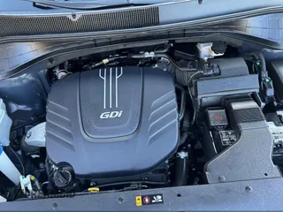 2016 Kia Sorento LX with VIN 5XYPGDA5XGG142632, listed as a IAAI auction lot 42143508 with 146,966 mi miles. Bid and sale history available at carsss.com. Image 9.