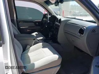 2007 GMC Envoy SLE with VIN 1GKDT13S472223365, listed as a IAAI auction lot 41690531 with 170,539 mi miles. Bid and sale history available at carsss.com. Image 5.