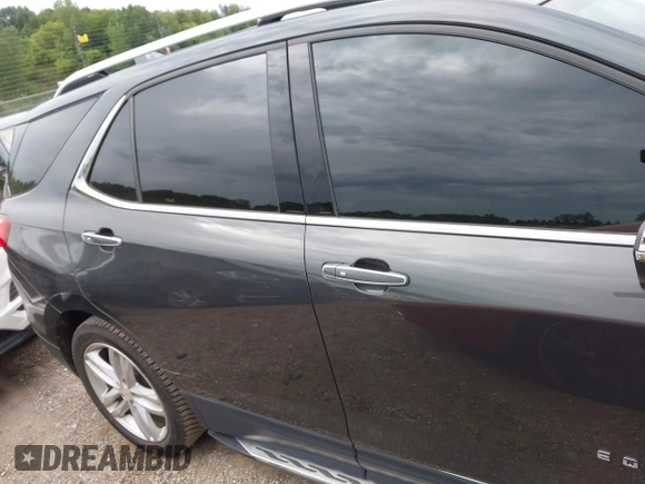 2018 Chevrolet Equinox Premier with VIN 2GNAXWEX5J6202082, listed as a IAAI auction lot 40008794 with 110,735 mi miles and . Bid and sale history available at carsss.com. Image 13.