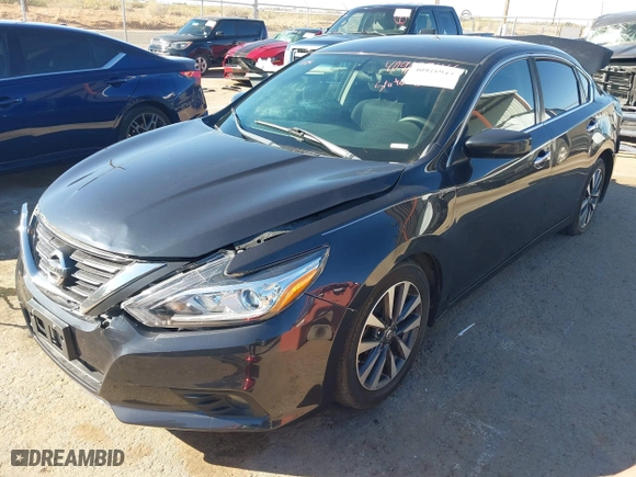 2017 Nissan Altima 2.5 SV with VIN 1N4AL3AP0HC277398, listed as a IAAI auction lot 40918944 with 214,412 mi miles. Bid and sale history available at carsss.com. Image 18.