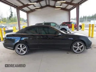 2005 Mercedes-Benz CLK 500 with VIN WDBTK75J55F139609, listed as a IAAI auction lot 42232645 with 136,367 mi miles and . Bid and sale history available at DreamBid. Image 13.