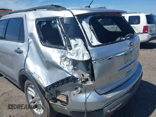 2015 Ford Explorer z VIN 1FM5K7B83FGC12754, wystawiony jako IAAI lot #42296111 z przebiegiem 224 135 mil mil oraz . Historia ofert i sprzedaży dostępna na DreamBid. Obrazek 6.