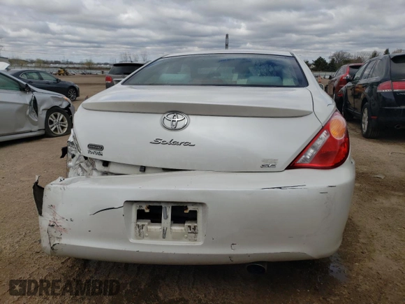 2004 Toyota Solara SE z VIN 4T1CE38P24U837943, wystawiony jako Copart lot #53134855 z przebiegiem 155 338 mil mil oraz Szkoda całkowita • Salvage title. Historia ofert i sprzedaży dostępna na DreamBid. Obrazek 6.