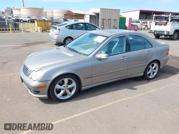 2005 Mercedes-Benz C 230 Kompressor z VIN WDBRF40J95F691358, wystawiony jako IAAI lot #41992861 z przebiegiem Nie podano mil oraz . Historia ofert i sprzedaży dostępna na DreamBid. Obrazek 2.