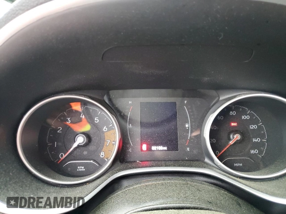 2020 Jeep Compass Latitude with VIN 3C4NJDBB8LT197354, listed as a Copart auction lot 52043745 with 82,189 mi miles and Salvage Title. Bid and sale history available at DreamBid. Image 9.