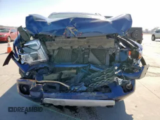 2018 Nissan Titan XD SV with VIN 1N6AA1F43JN513987, listed as a Copart auction lot 45477905 with 82,209 mi miles and Salvage Title. Bid and sale history available at carsss.com. Image 5.