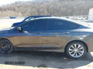 2015 Chrysler 200 S with VIN 1C3CCCBB2FN655751, listed as a IAAI auction lot 41711262 with 106,073 mi miles and . Bid and sale history available at carsss.com. Image 14.