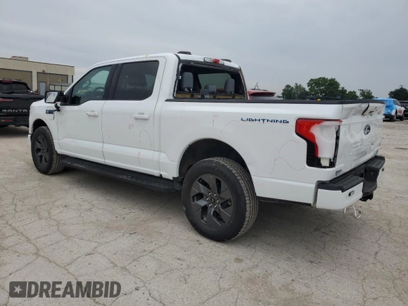 2024 Ford F-150 Lightning Flash z VIN 1FT6W3L77RWG28974, wystawiony jako Copart lot #60819395 z przebiegiem 7 025 mil mil oraz Szkoda całkowita • Salvage title. Historia ofert i sprzedaży dostępna na DreamBid. Obrazek 2.