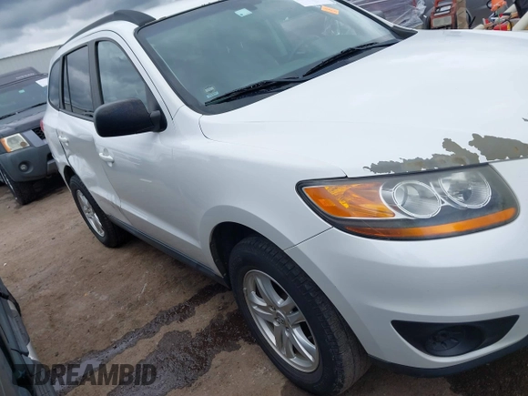 2010 Hyundai Santa Fe GLS z VIN 5NMSG3AB1AH346758, wystawiony jako IAAI lot #42352850 z przebiegiem 179 664 mil mil oraz . Historia ofert i sprzedaży dostępna na DreamBid. Obrazek 13.