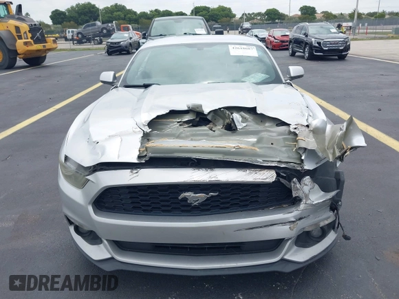2015 Ford Mustang V6 z VIN 1FA6P8AM1F5316868, wystawiony jako IAAI lot #42618687 z przebiegiem 93 238 mil mil oraz . Historia ofert i sprzedaży dostępna na DreamBid. Obrazek 13.