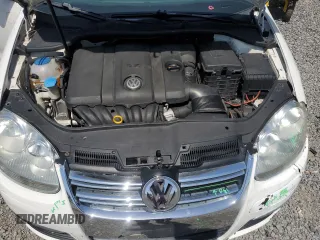 2010 Volkswagen Jetta SE z VIN 3VWRX7AJXAM127675, wystawiony jako Copart lot #56929935 z przebiegiem 169 244 mil mil oraz Nie do naprawy • Non repairable. Historia ofert i sprzedaży dostępna na DreamBid. Obrazek 11.