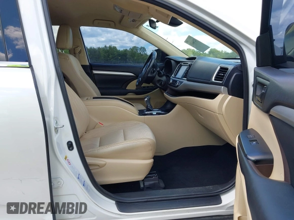 2017 Toyota Highlander LE with VIN 5TDBZRFH6HS456819, listed as a IAAI auction lot 42346004 with 113,152 mi miles and . Bid and sale history available at DreamBid. Image 5.