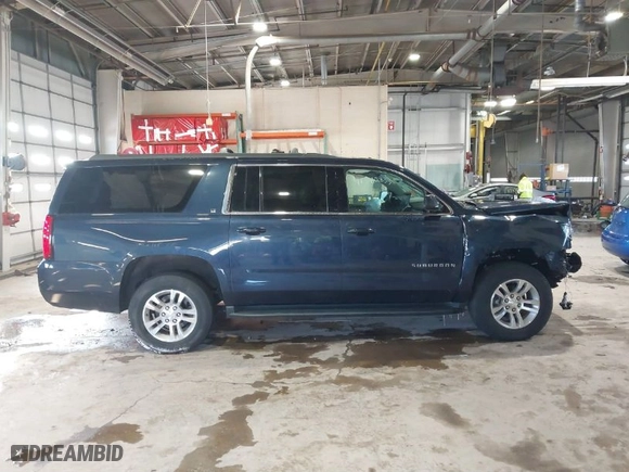2017 Chevrolet Suburban LT with VIN 1GNSKHKC2HR392132, listed as a IAAI auction lot 41582833 with NaN miles. Bid and sale history available at carsss.com. Image 14.