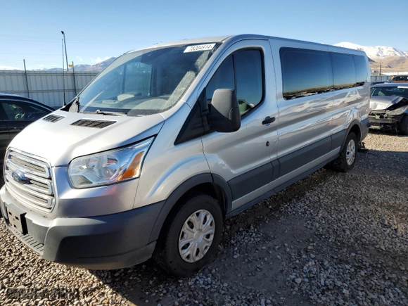 2017 Ford Transit Wagon XL with VIN 1FBZX2ZG3HKA36638, listed as a Copart auction lot 78204914 with 105,715 mi miles and Salvage Title. Bid and sale history available at carsss.com. Image 1.