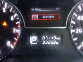 2013 Nissan Pathfinder SV with VIN 5N1AR2MN0DC604756, listed as a IAAI auction lot 41743941 with 87,143 mi miles. Bid and sale history available at carsss.com. Image 15.