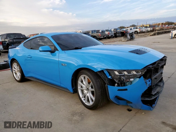 2024 Ford Mustang GT with VIN 1FA6P8CF7R5422101, listed as a Copart auction lot 44916845 with 10,386 mi miles and Salvage Title. Bid and sale history available at carsss.com. Image 4.
