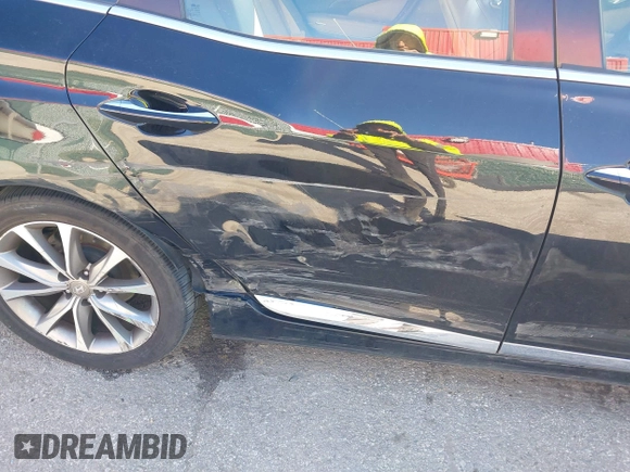 2016 Hyundai Azera with VIN KMHFG4JG1GA559713, listed as a IAAI auction lot 41898503 with 84,422 mi miles and . Bid and sale history available at DreamBid. Image 6.