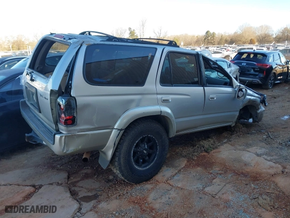 2001 Toyota 4Runner SR5 with VIN JT3HN86R210348400, listed as a IAAI auction lot 41252523 with 278,938 mi miles. Bid and sale history available at carsss.com. Image 4.