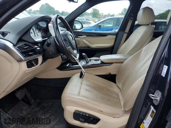 2017 BMW X5 xDrive35i z VIN 5UXKR0C50H0V66241, wystawiony jako Copart lot #55552565 z przebiegiem 108 245 mil mil oraz Szkoda całkowita • Salvage title. Historia ofert i sprzedaży dostępna na DreamBid. Obrazek 7.
