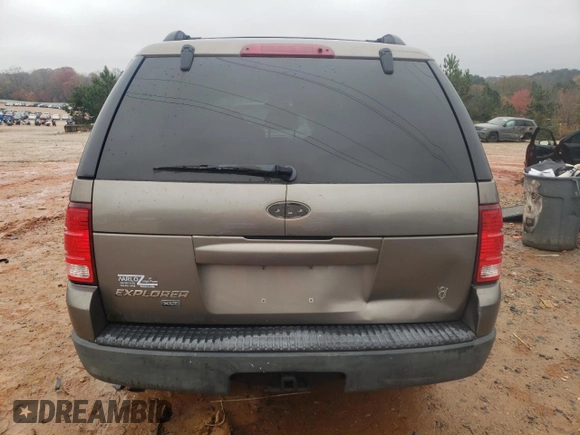 2003 Ford Explorer XLT with VIN 1FMZU73W33UB33767, listed as a Copart auction lot 81586014 with 196,537 mi miles and Clean title. Bid and sale history available at DreamBid. Image 6.