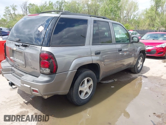 2006 Chevrolet TrailBlazer LS with VIN 1GNDT13SX62152545, listed as a IAAI auction lot 42054501 with 78,976 mi miles and . Bid and sale history available at DreamBid. Image 4.