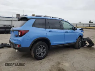 2025 Honda Passport TrailSport z VIN 5FNYF8H65SB002839, wystawiony jako Copart lot #52984215 z przebiegiem 469 mil mil oraz Szkoda całkowita • Salvage title. Historia ofert i sprzedaży dostępna na DreamBid. Obrazek 3.