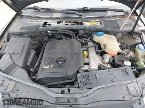 2005 Volkswagen Passat GLS with VIN WVWAD63B95P043100, listed as a IAAI auction lot 41576878 with 138,555 mi miles and . Bid and sale history available at DreamBid. Image 10.