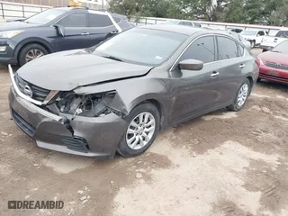 2016 Nissan Altima 2.5 SR with VIN 1N4AL3AP5GN364541, listed as a IAAI auction lot 41567623 with 97,712 mi miles. Bid and sale history available at carsss.com. Image 2.