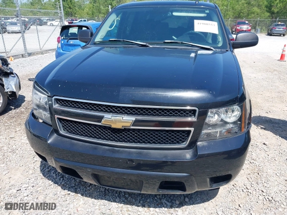 2007 Chevrolet Suburban LT with VIN 3GNFC16J27G262235, listed as a IAAI auction lot 41980553 with 144,926 mi miles. Bid and sale history available at carsss.com. Image 6.