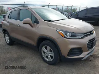 2018 Chevrolet Trax LT with VIN 3GNCJPSB5JL302011, listed as a IAAI auction lot 42177288 with 71,553 mi miles and . Bid and sale history available at carsss.com. Image 1.
