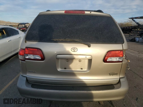 2002 Toyota Sienna LE with VIN 4T3ZF13C12U486009, listed as a Copart auction lot 87877695 with 250,778 mi miles and Salvage Title. Bid and sale history available at carsss.com. Image 6.