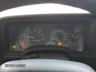 2000 Jeep Cherokee with VIN 1J4FF48S7YL221475, listed as a Copart auction lot 53005275 with 273,246 mi miles and Clean title. Bid and sale history available at DreamBid. Image 9.